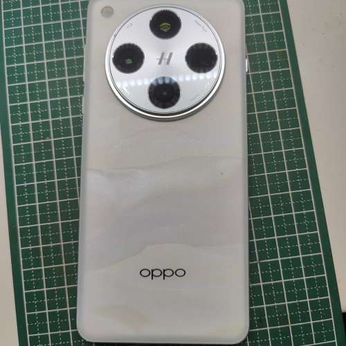 99% NEW OPPO X8 PRO 白色 16G RAM +512ROM