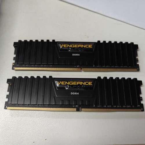 Corsair Vengeance LPX DDR4 3200 C16 16GB (2 X 8GB)