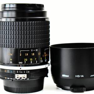 Nikon Ais 105mm f2.8 Micro-Nikkor  原廠 HS-14金屬遮光罩