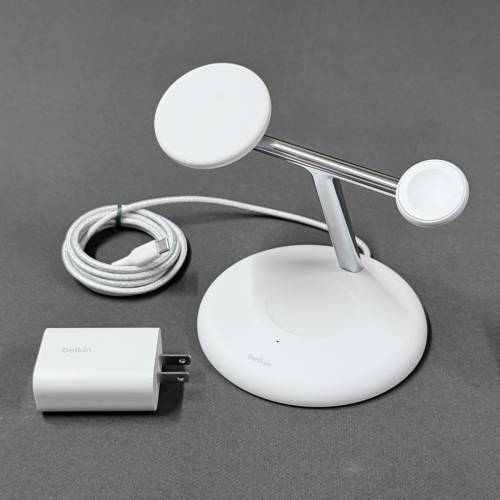 Belkin BoostCharge Pro Qi2 3 合 1 無線快速充電座