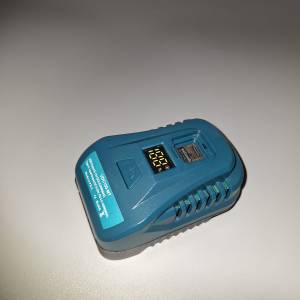 Makita 牧田款電池專用 UDC100-MT 雙向快充轉接器