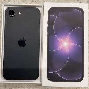99.9新iPhone 17e 256，港行有單全套齊，用過幾次，電池100，接近1年保！