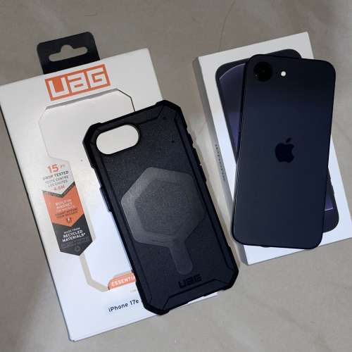99.9新iPhone 17e 256gb，港行有單全套齊，用過幾次，電池100，接近1年保！