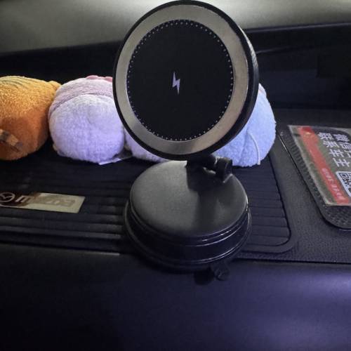 無線磁吸充電器