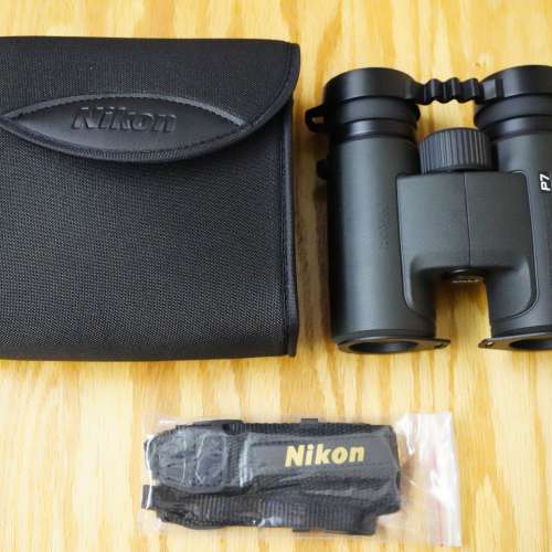 Nikon PROSTAFF P7 10X30 尼康變焦雙筒望遠鏡 演唱會觀鳥必備
