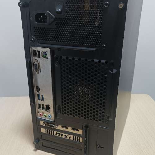 MSI 組合 , i7 8700 CPU,16G ram,512G SSD,1TB HD, Geforce GTX 1060 6G ,Win11