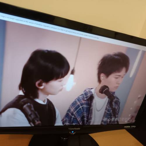 22寸濶ViewSonic 全高清（16：9）電腦顯示器