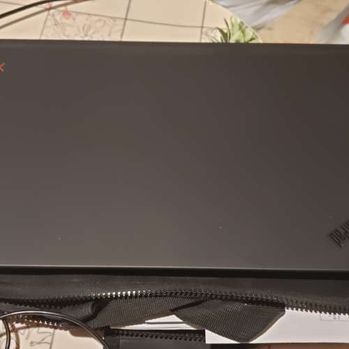 90% new Lenovo ThinkPad X1 carbon i5-8350u 8G sram 512GB ssd with 4G modem