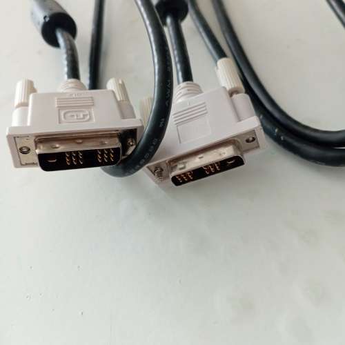 電腦零件一堆