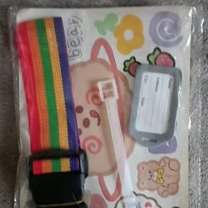 彩虹行李带,小熊贴纸和行李牌 Luggage Strap, Stickers + Tag - $30