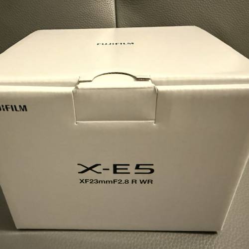 超極新淨Fujifilm X-E5 行貨銀色相機，連XF23mm F2.8 WR套裝 (行貨)