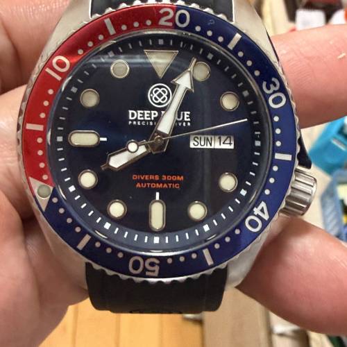 【絕版靚色】美國 Deep Blue 300米全自動潛水錶（經典百事圈 / 藍面 / 膠帶）$999