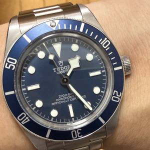 好𠃊新淨😂 Tudor 79030B 皮帶款 送代用鋼帶 原裝皮帶未戴過 出世咭 原裝盒 $16800