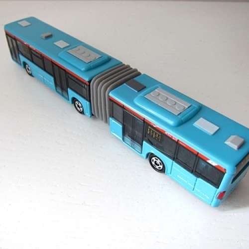 $80 100%新 未開封 Takara Tomy Mercedes-Benz CITARO KEISEI ARTICULATED BUS