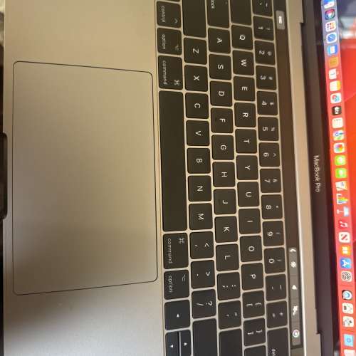MacBook Pro A1706 99新 touch bar
