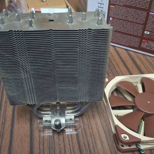貓頭鷹NOCTUA NH-U12S 散熱器