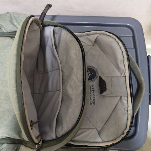 peak design travel backpack 30l
