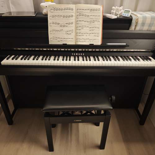 Yamaha Clavinova CLP-785 數碼鋼琴