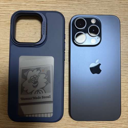 iPhone 15pro 256gb,港行雙卡，藍色鈦金屬，電池健康度87，所有功能正常！