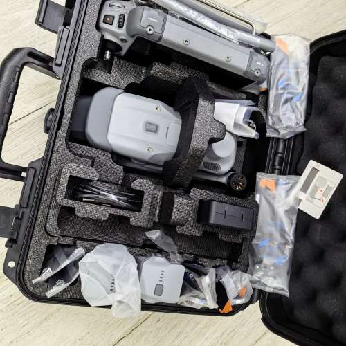 DJI Matrice 4T (Universal Edition) 未飛過. 100 %work 99.9999 new