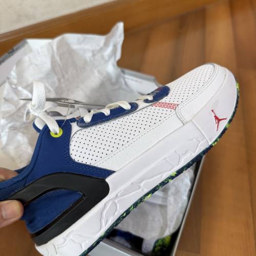 男童Air Jordan