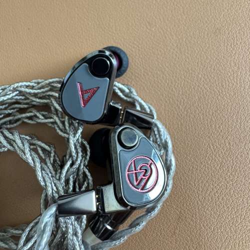 Ak x 64 Audio XIO