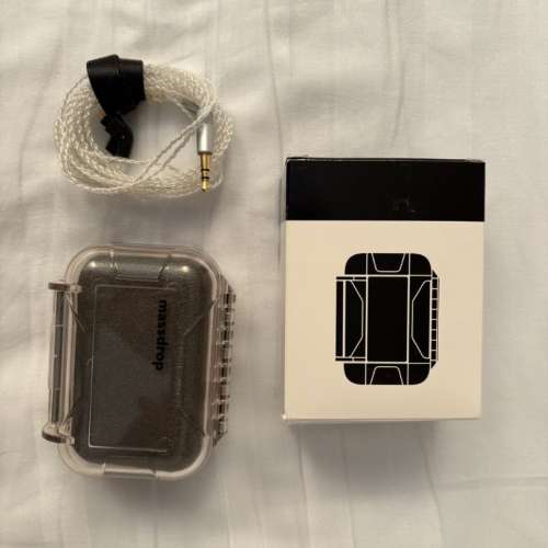 Massdrop Plus universal IEM