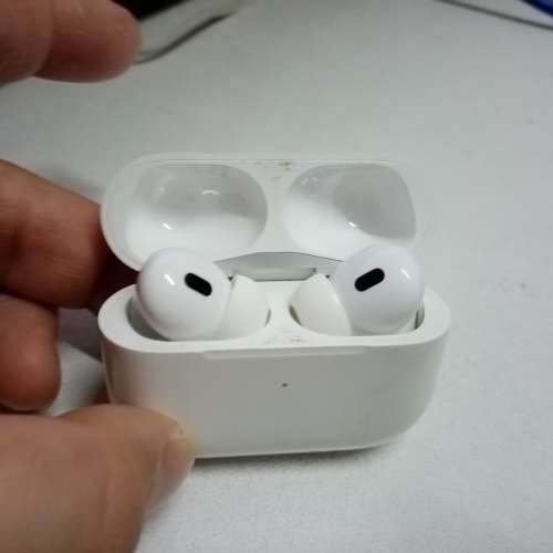 AirPods Pro 2 Lightning