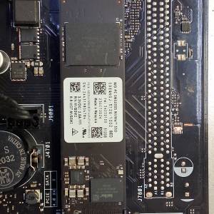 512GB M,2 NVME 另外有8GB ddr5 5600/有問題ASUS V500MV底板連13th i3-1315U cpu /...