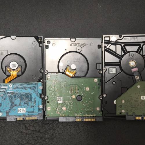 3個2tb hdd有警告