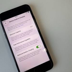 iPhone SE3 64GB