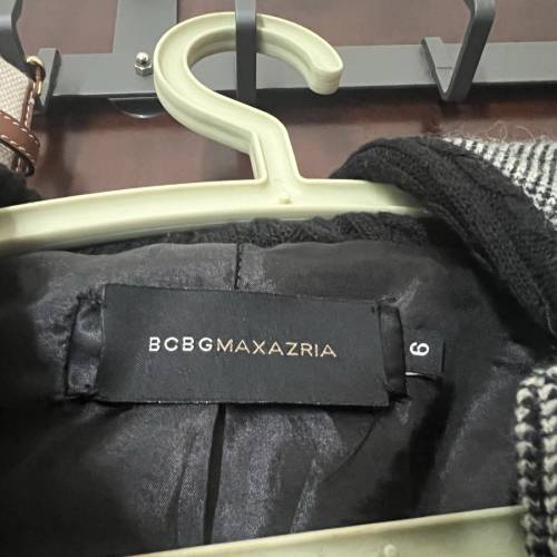 BCBGMAXAZRIA外套