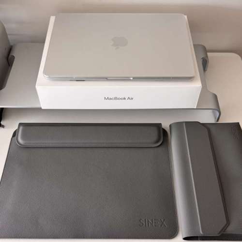 Apple Macbook Air 銀色升級版M5 13&rdquo; (2026) 24GB 1TB (極新)