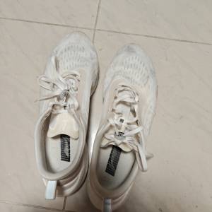 李寧超輕19 白色 45碼