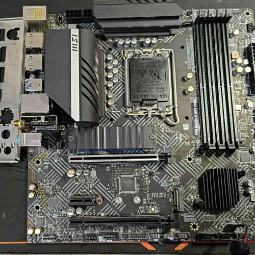 MSI PRO B660M-A WIFI DDR4 Micro-ATX (正版Window11Pro) Socket 1700