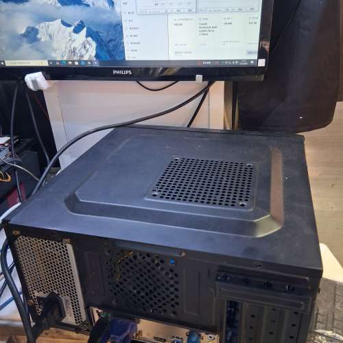 即買即用中細型機箱/550W火牛/H310M底板/G5400/240GB SSD/8GB D4/Win10Pro