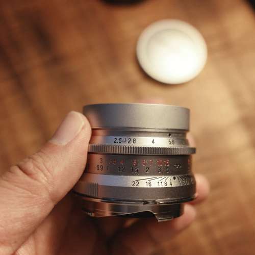 Voigtlander 50mm f/2.5 Color-Skopar