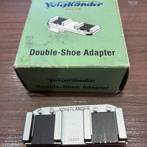 Voigtlander Double-Shoe Adapter