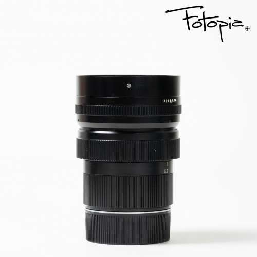 || Leica Summilux-M 75mm F1.4 - v1 / Canada with lens hood ||