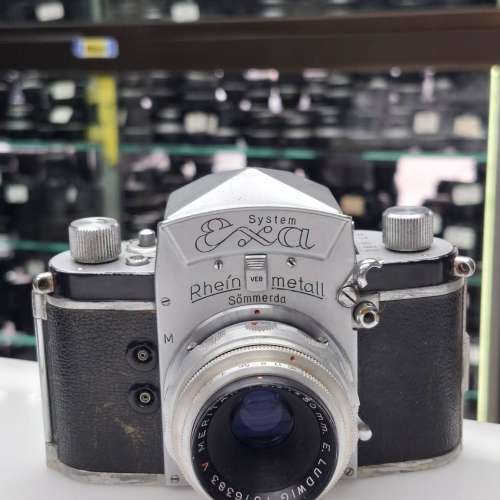 EXA BODY + E.LUDWIG MERITAR 50MM F2.8 V     EXA BODY + CZJ TESSAR 5CM F3.5 T