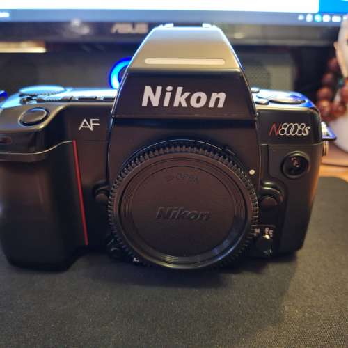 Nikon N8008s = F801s