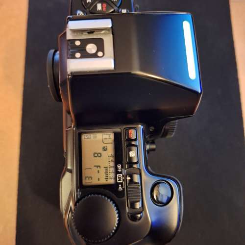 Nikon N8008s = F801s
