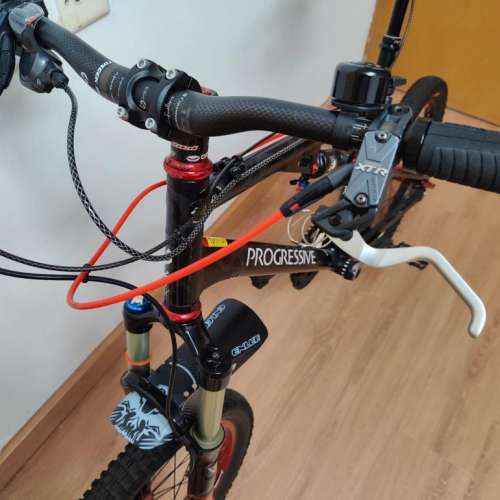 2O吋山地車