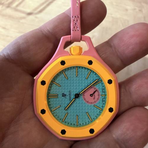 全新Swatch Royal Pop + 原裝藍色的長掛帶