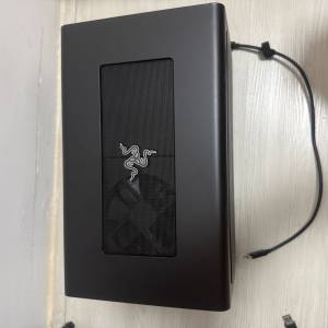 Razer Core X chroma +AMD vega 64 8G 顯示卡新凈正常運作
