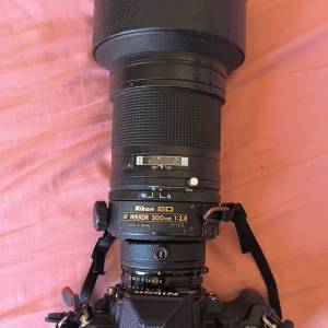 Nikon 300mm f2.8 AF