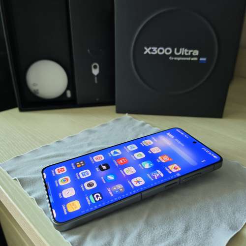 (中環元朗)港行 Vivo X300 Ultra 512gb (HK Warranty to Jun2027)