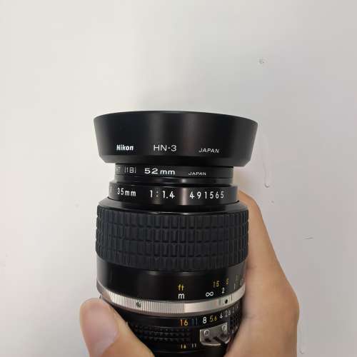 Nikon 35mm f/1.4 AI-s 送 HN-3 Hood