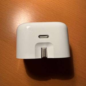 原廠 Apple 20W USB-C 充電器