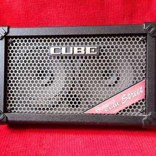 可以用電池 roland cube street AMP 多功能人聲及樂器小型 PA 音箱